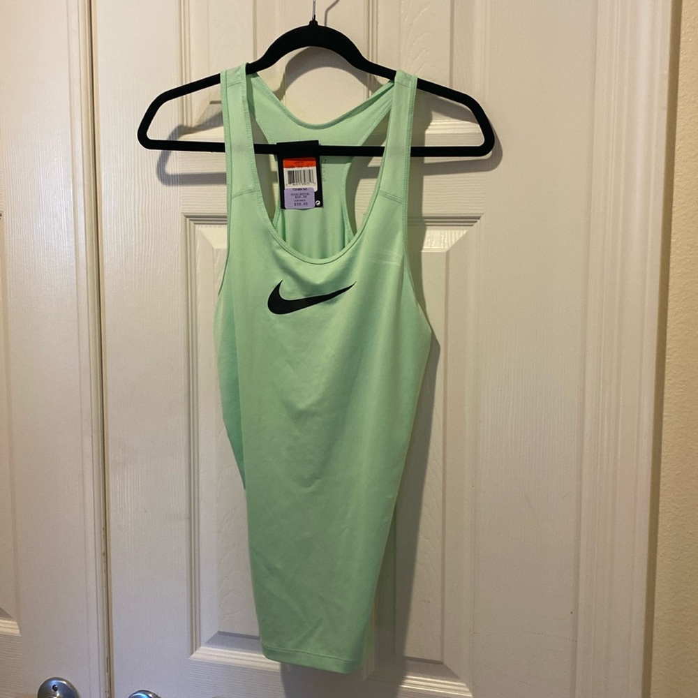 Nike Women’s Large Dri-Fit Tank